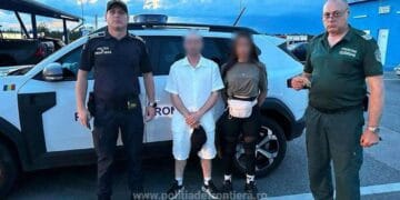 Urmărit internațional pentru trafic de droguri, prins la frontieră cu actele altei persoane! Alături de el se afla o minoră dată dispărută