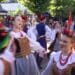 Festivalul Internațional de Folclor „Carpați” revine! Artiști din nouă țări vor susține spectacole în cinci orașe și comune