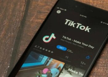 Avertisment pentru părinți: cum pot fi racolați copiii pe TikTok și rețelele sociale. Semnalele de alarmă transmise de ANITP