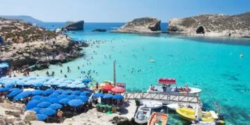 Vacanțele în care doar te relaxai pierd teren. Tot mai mulți români aleg concedii în care învață ceva nou