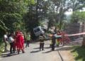 Tragedie la Câmpulung: un membru al staff-ului medical al CS Dinamo a murit după ce microbuzul echipei s-a izbit de un copac