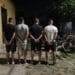 Bătaie într-o curte! Patru bărbați au fost reținuți după un conflict violent 