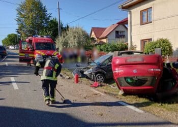 Cursă sfârșită tragic! Un motociclist a murit după impactul cu o mașină
