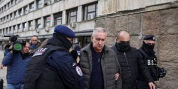 Directorul general al ARR, trimis în judecată de DNA. Procurorii susțin că ar fi primit peste 115.000 de euro pentru fraudarea examenelor