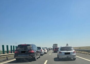 Carambol cu șapte mașini pe autostradă. S-a format o coloană de autoturisme!