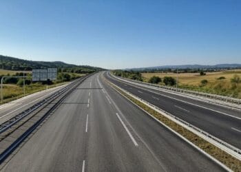 40 de minute de coșmar! Un bărbat cu tricicleta a mers pe contrasens și a provocat 19 apeluri la 112
