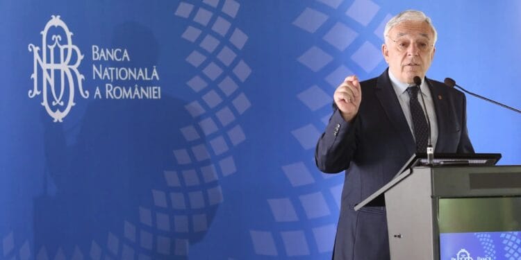 Guvernatorul Isărescu, avertisment pentru coaliție: „În public trebuie închise toate discuțiile. Altfel, o să o pățim”