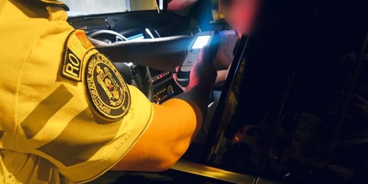 Razie de amploare! Polițiștii și mascații au ieșit în stradă: zeci de mașini verificate și amenzi de peste 10.000 de lei