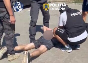 Prins în flagrant după ce ar fi vândut droguri de 1.000 de lei. Bărbat de 33 de ani, arestat pentru 30 de zile