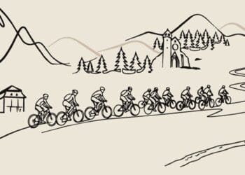 Tur spectaculos cu bicicleta la poalele munților! 60 de kilometri prin unele dintre cele mai frumoase locuri!