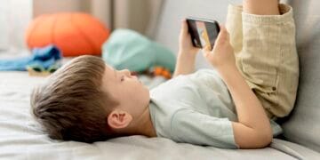 UE pregătește o vârstă minimă pentru accesul copiilor la rețelele sociale. TikTok și Instagram, vizate