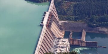 Undă verde pentru hidrocentrale. Un proiect a primit acordul de mediu