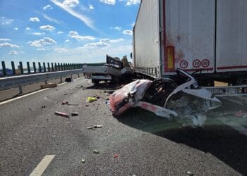 Tragedie pe DEx12 Craiova–Pitești! Trei oameni au murit și alți doi au fost răniți într-un accident cumplit