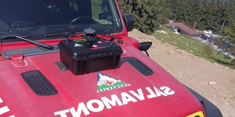 Salvamont dotat cu o nouă dronă profesională. Va căuta persoane dispărute și pe timpul nopții