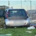 Accident. Un șofer de 74 de ani a ajuns cu mașina deasupra unui sens giratoriu