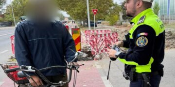 Razie în trafic! Zeci de bicicliști și utilizatori de trotinete electrice, amendați de polițiști