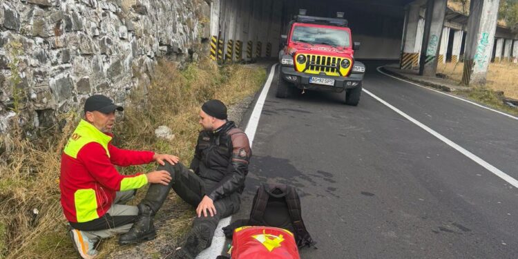 Accident pe Transfăgărășan! Motociclist rănit, intervenție de urgență a salvamontiștilor