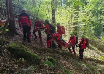 Weekend de foc pentru Salvamont! Căutări, accidente și un incendiu provocat de un turist