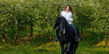 Dirty Nano vine pentru prima dată în Dâmbovița! Petrecere spectaculoasă în mijlocul naturii, la Ținutul Mărului
